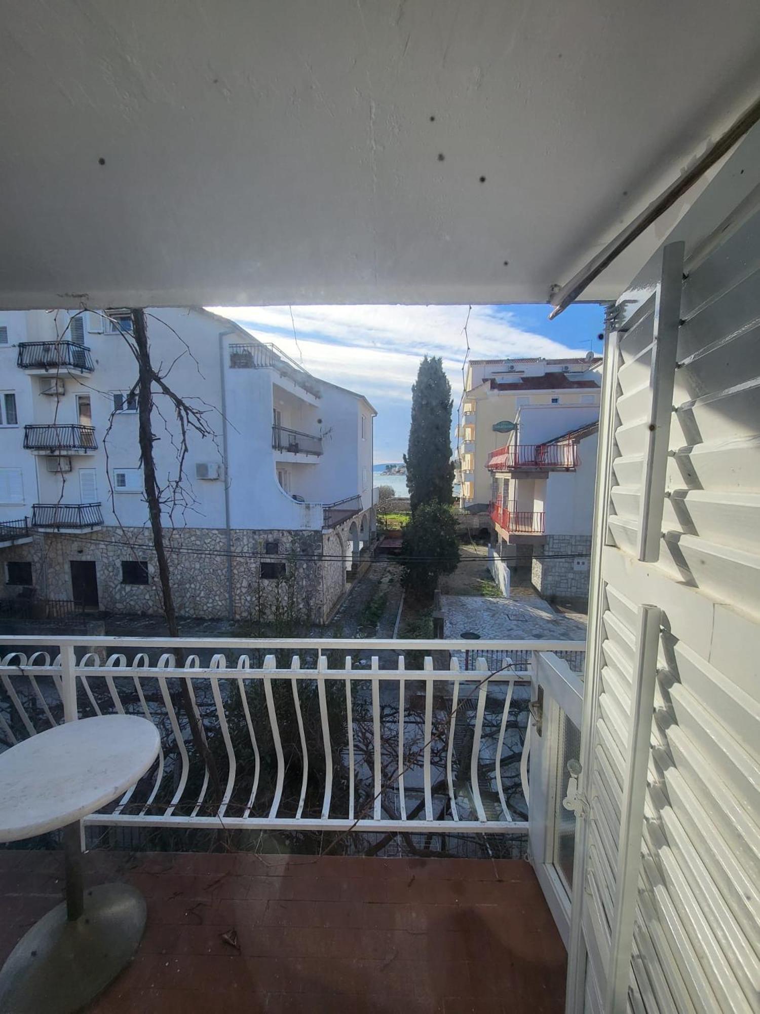 Apartment Bunjo'S Beach House Trogir Dış mekan fotoğraf
